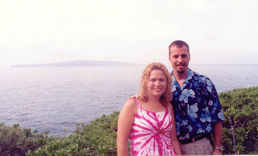 Lisa and Damian on the beach in Maui